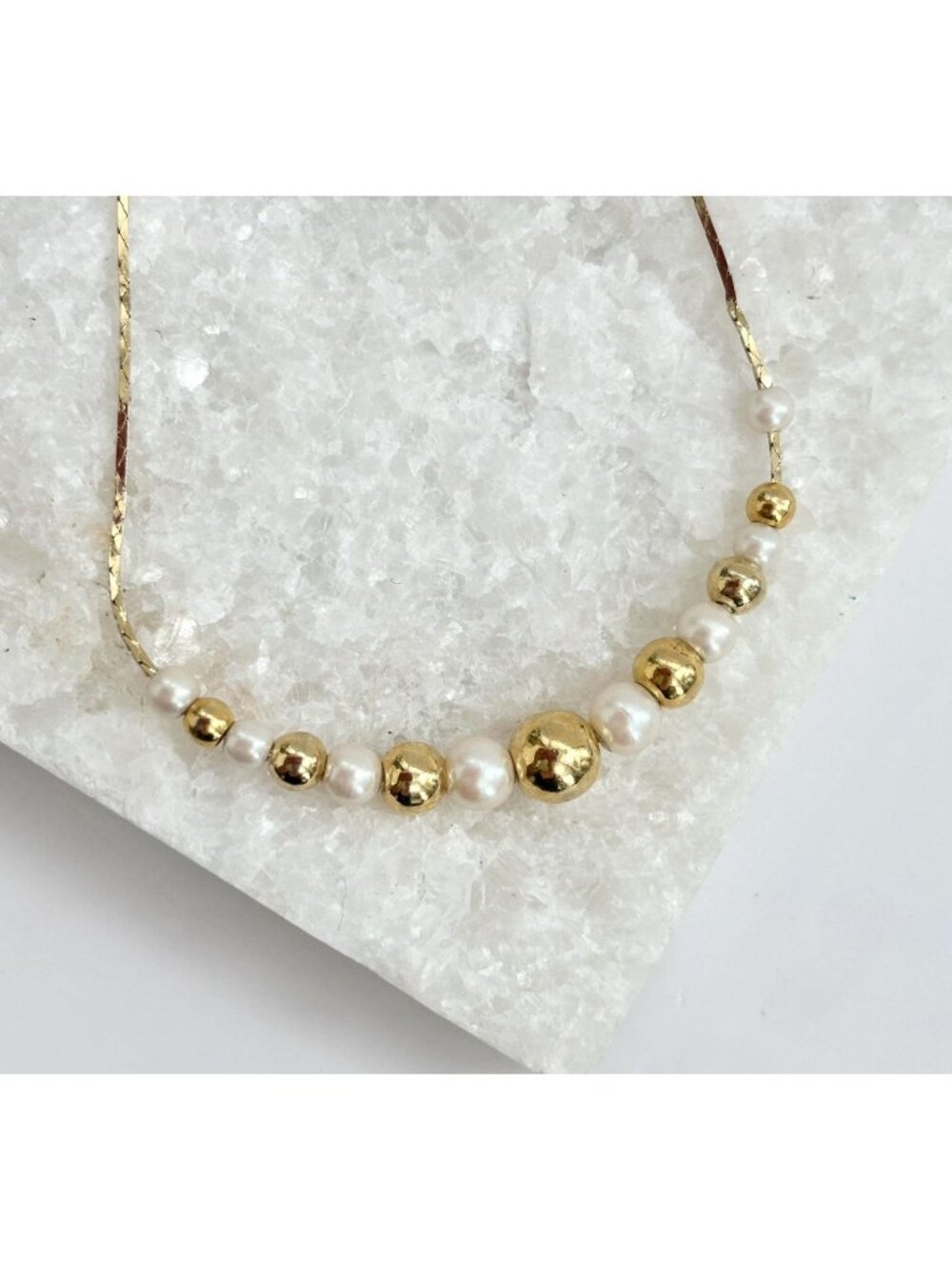 Vintage Gold Toned & Faux Pearl Accented Cobra Chain Retro Necklace - 18"